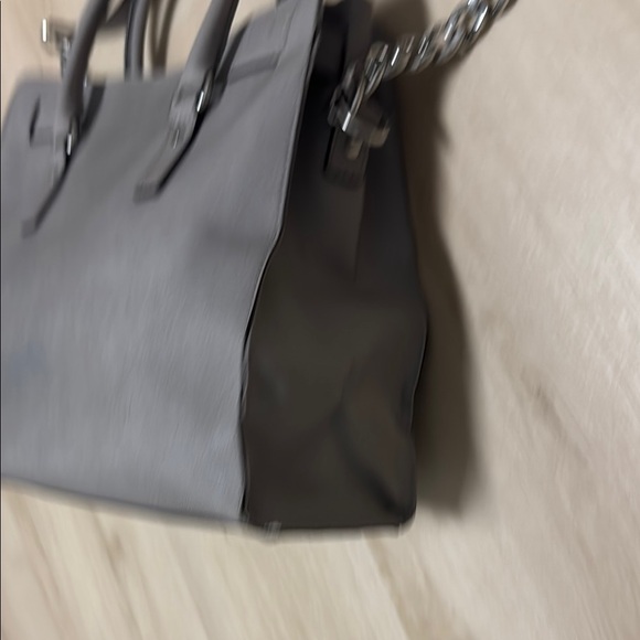 Michael Kors Grey Hamilton Saffiano Large Leather Tote Bag - Picture 11 of 15